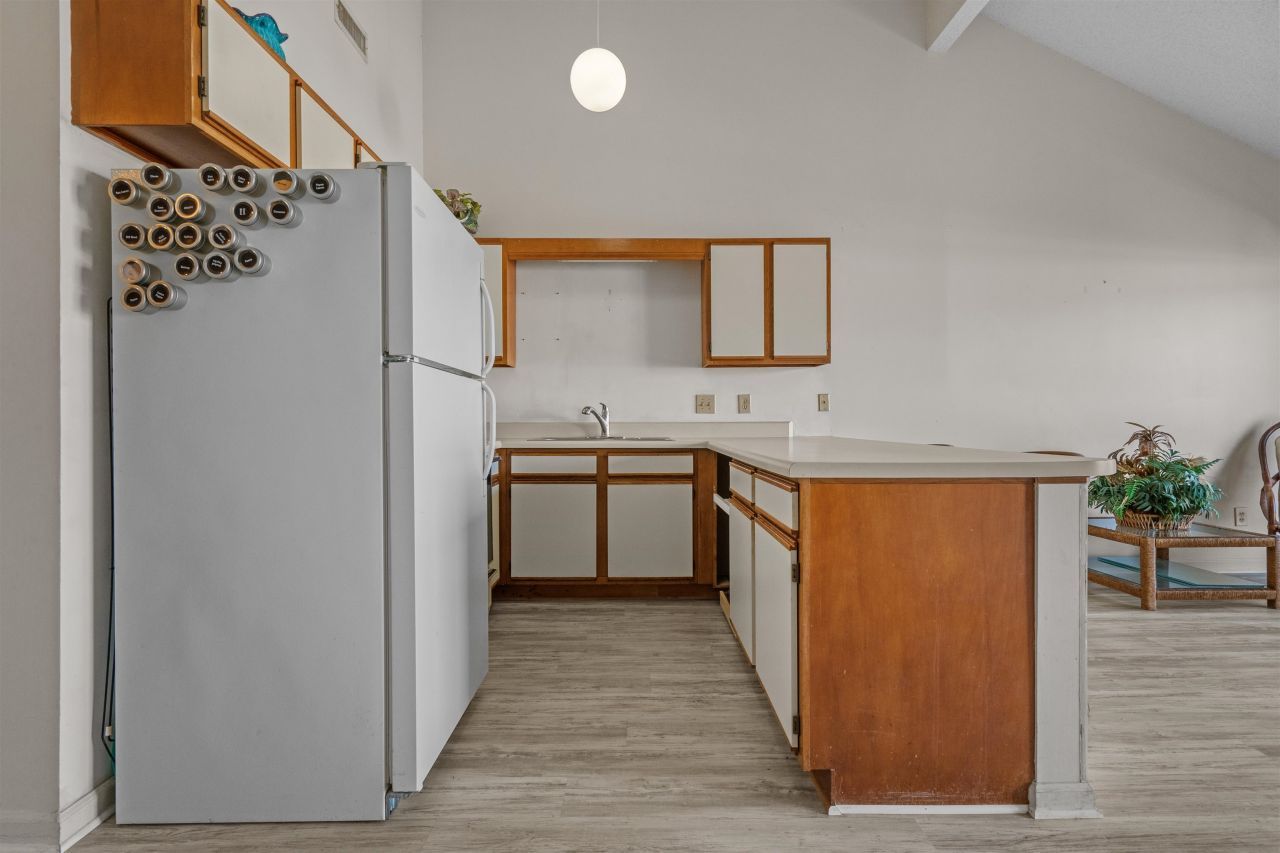 510 Fairwood Lakes Dr. Photo 10