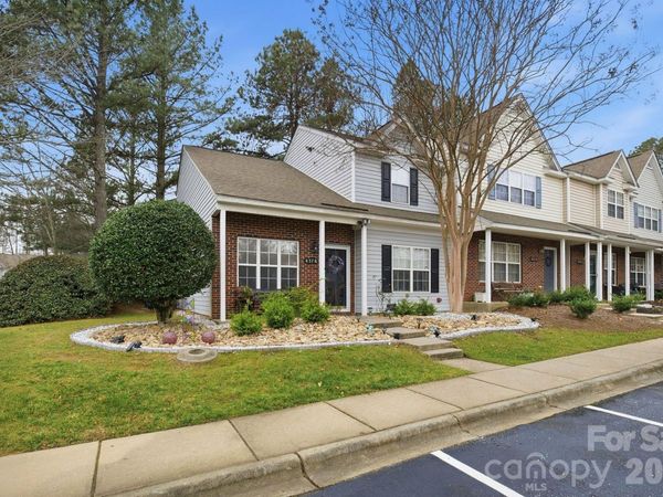 8376 Rudolph Road, Charlotte, NC 28216