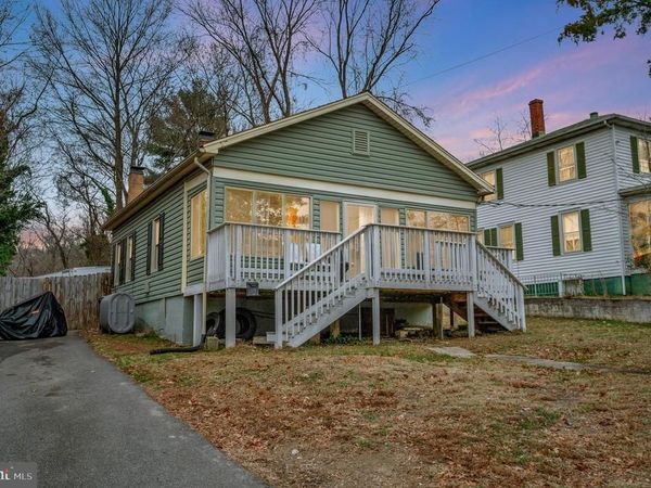 111 FORBES STREET, FREDERICKSBURG, VA 22405