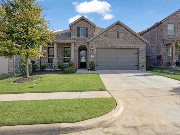 4024 Rosin Street, Aubrey, TX 76227