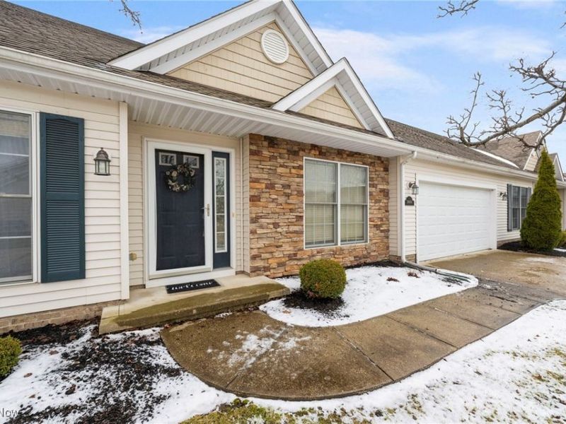 38606 Granite Drive, Willoughby, OH 44094 Photo 4