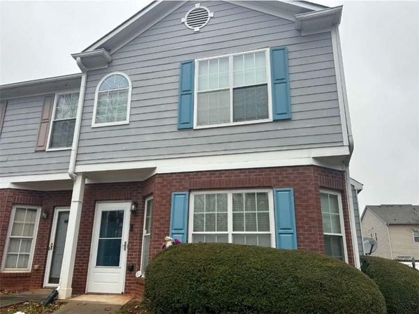 2853 Walden Lake Bend, Decatur, GA 30035