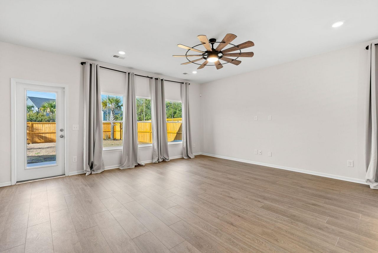 104 Country Gate Lane Photo 10