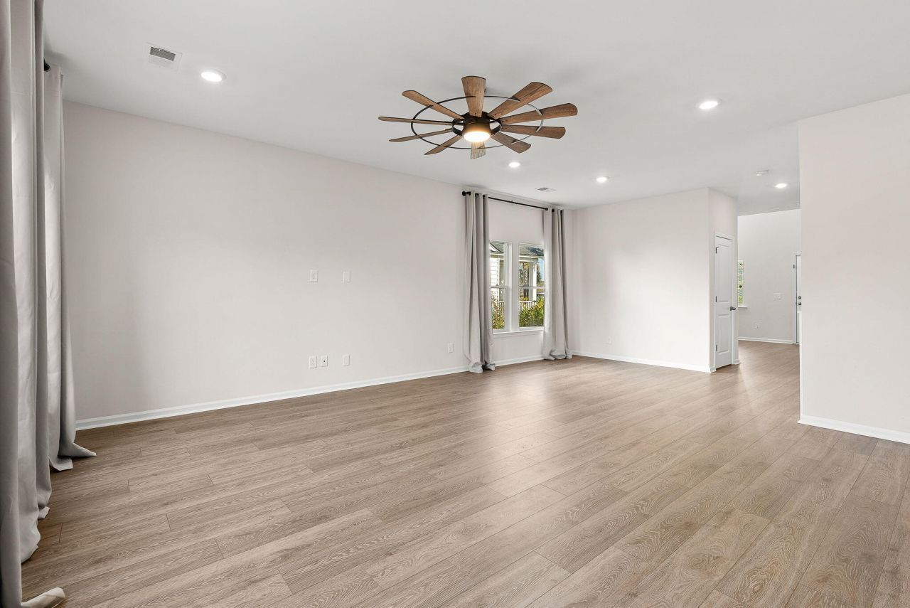 104 Country Gate Lane Photo 12