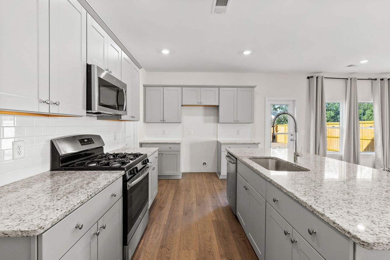 104 Country Gate Lane Photo 17