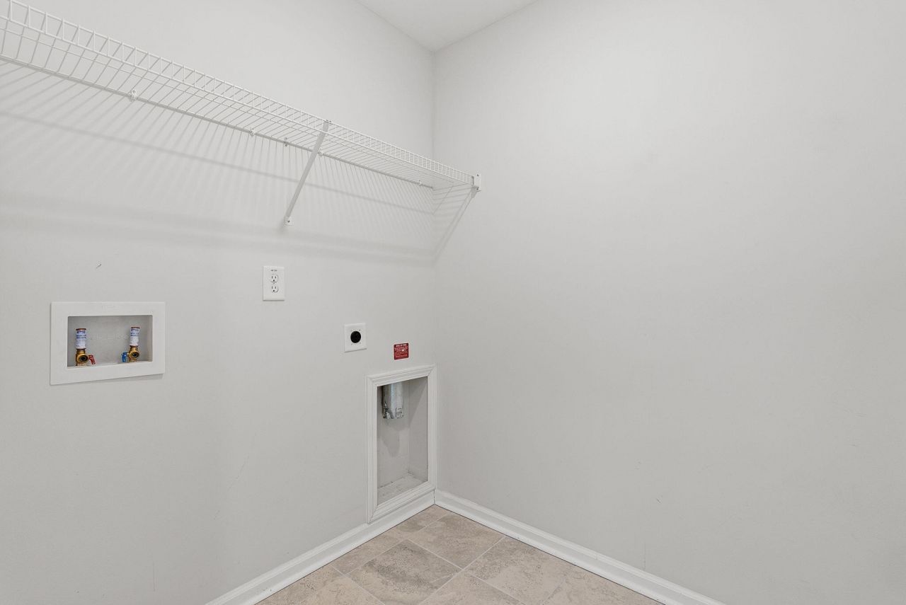 104 Country Gate Lane Photo 35