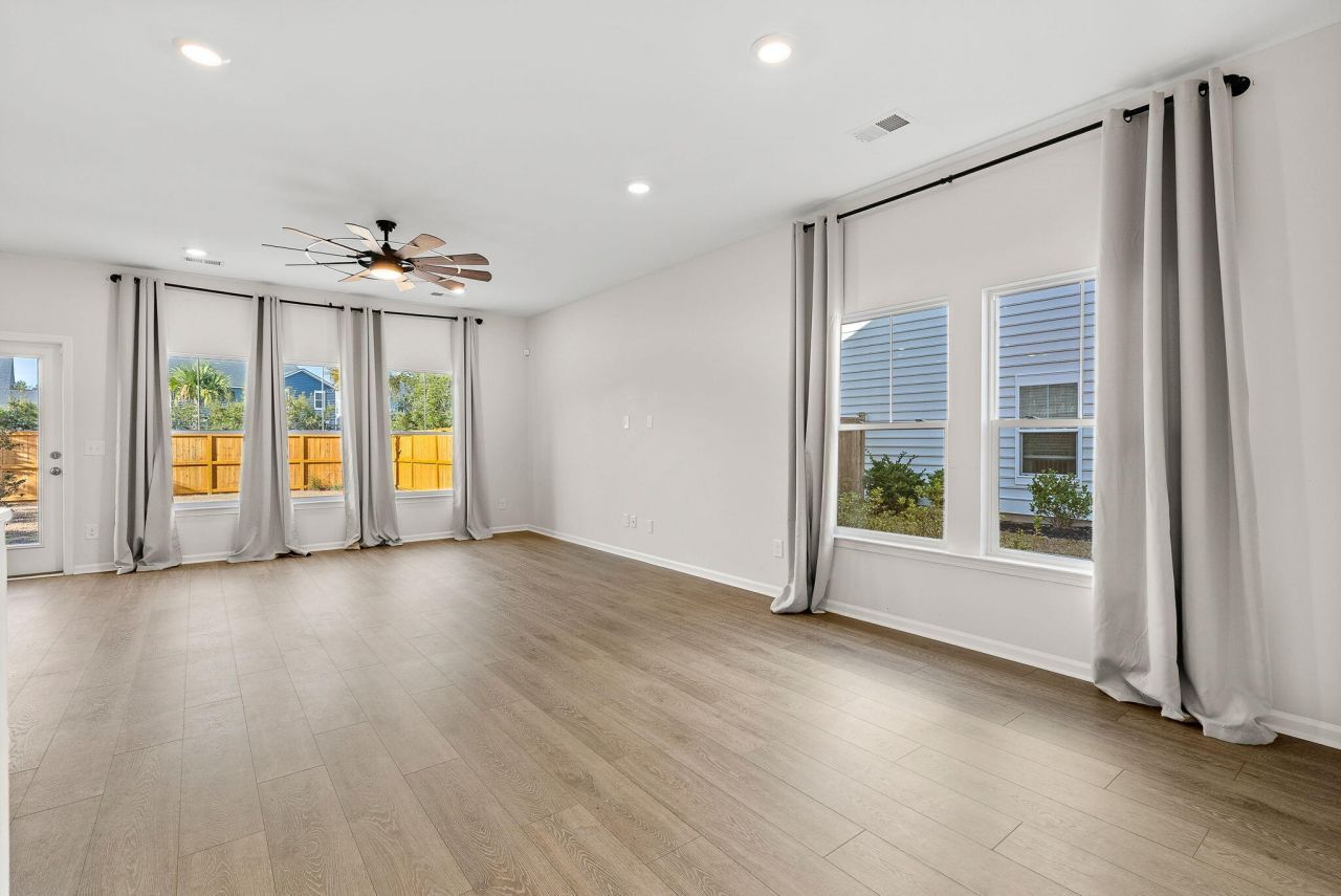 104 Country Gate Lane Photo 5