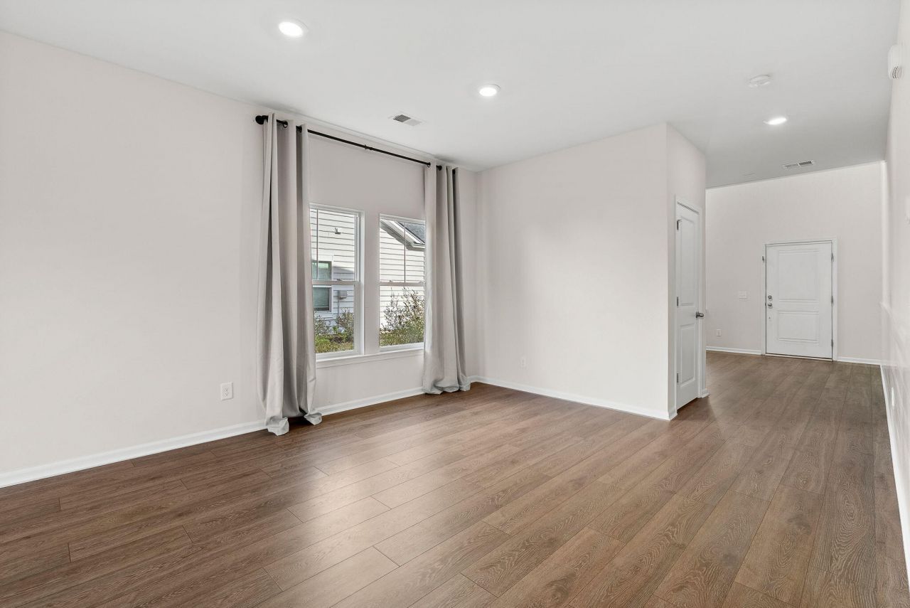 104 Country Gate Lane Photo 8