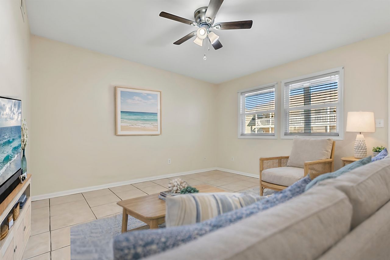 4150 Horseshoe Dr. Photo 10