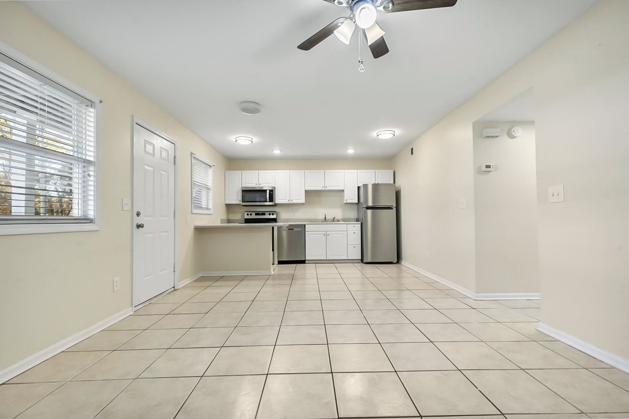 4150 Horseshoe Dr. Photo 13