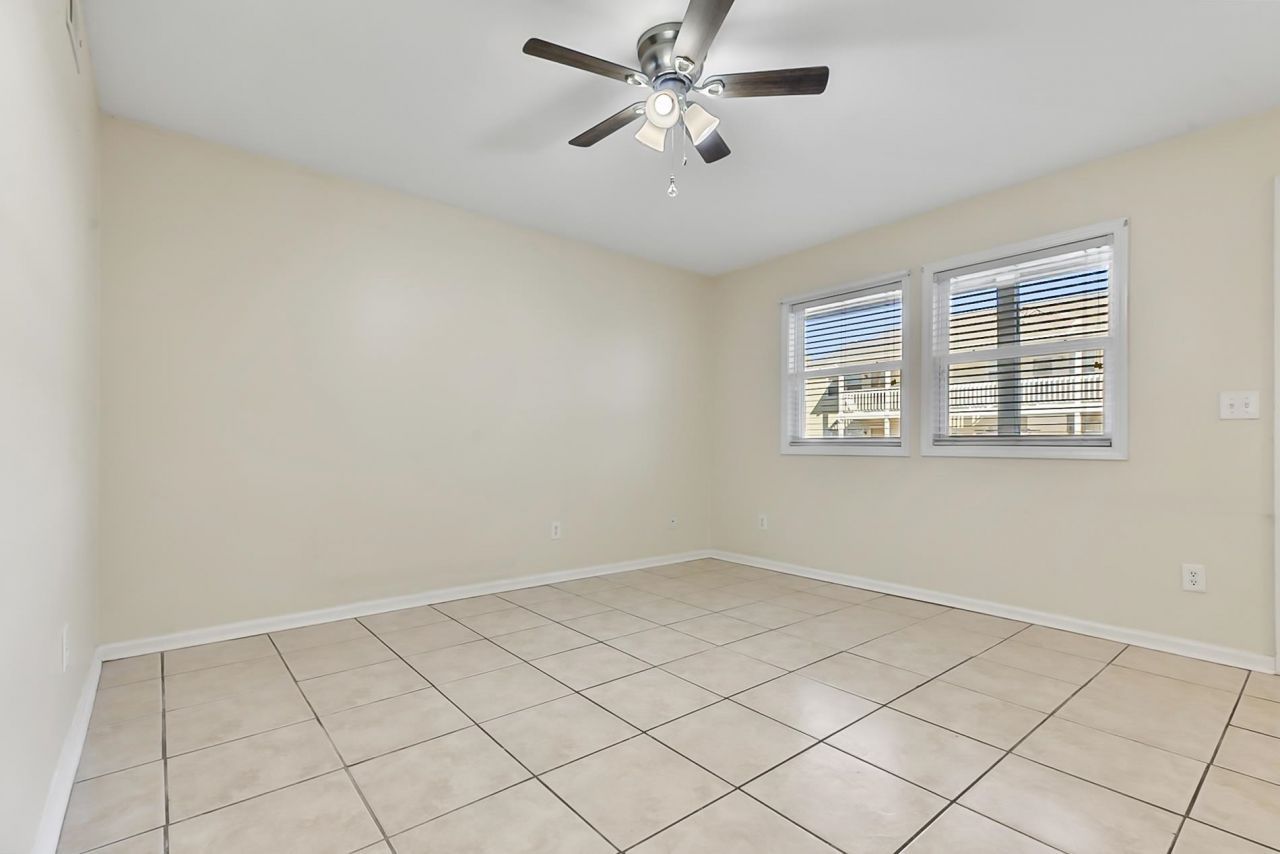 4150 Horseshoe Dr. Photo 14