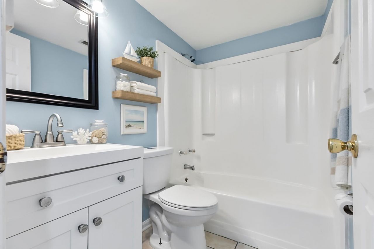 4150 Horseshoe Dr. Photo 6