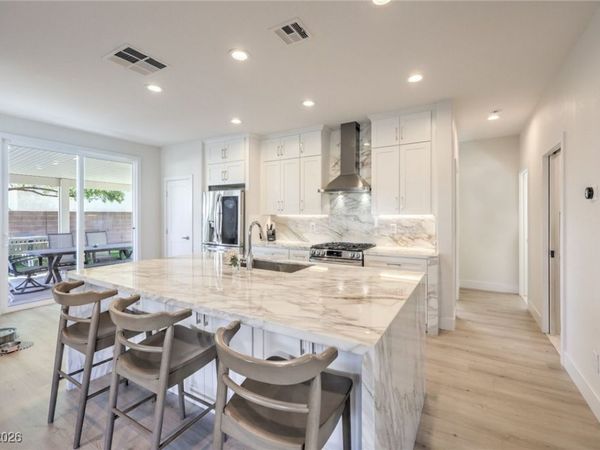 5404 Avent Ferry Street, Las Vegas, NV 89148