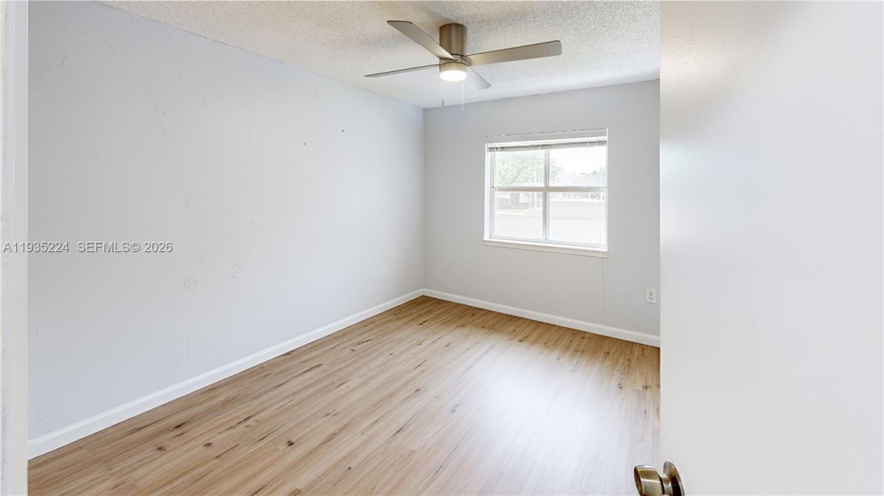 409 SW 8th Ave , Florida City, FL 33034 Photo