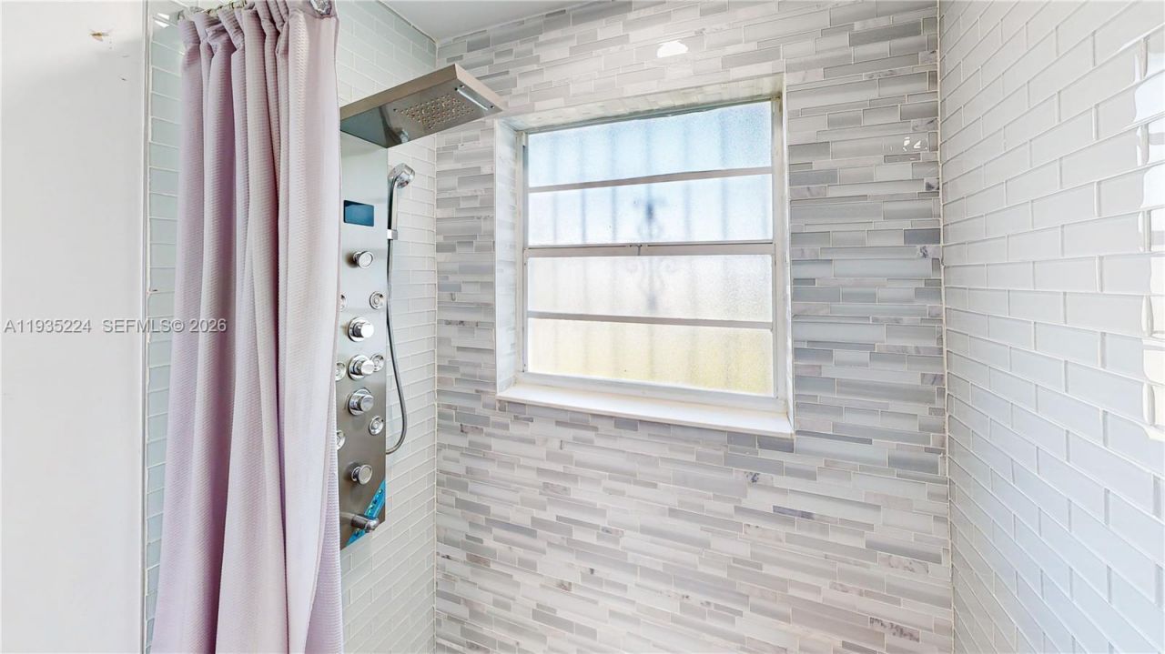 409 SW 8th Ave , Florida City, FL 33034 Photo