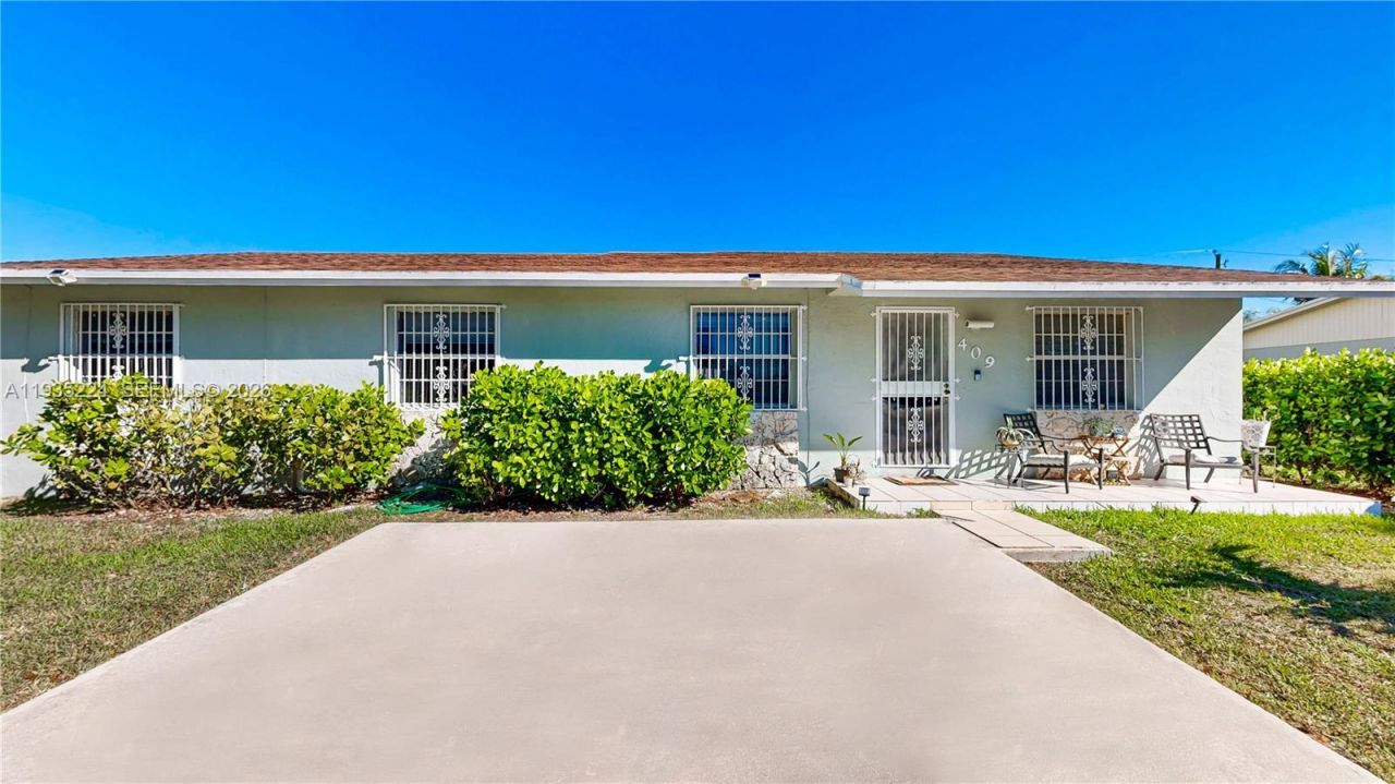 409 SW 8th Ave , Florida City, FL 33034 Photo