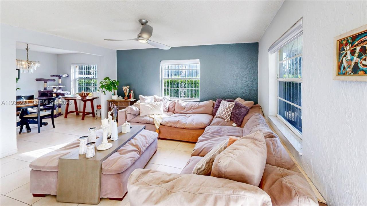 409 SW 8th Ave , Florida City, FL 33034 Photo