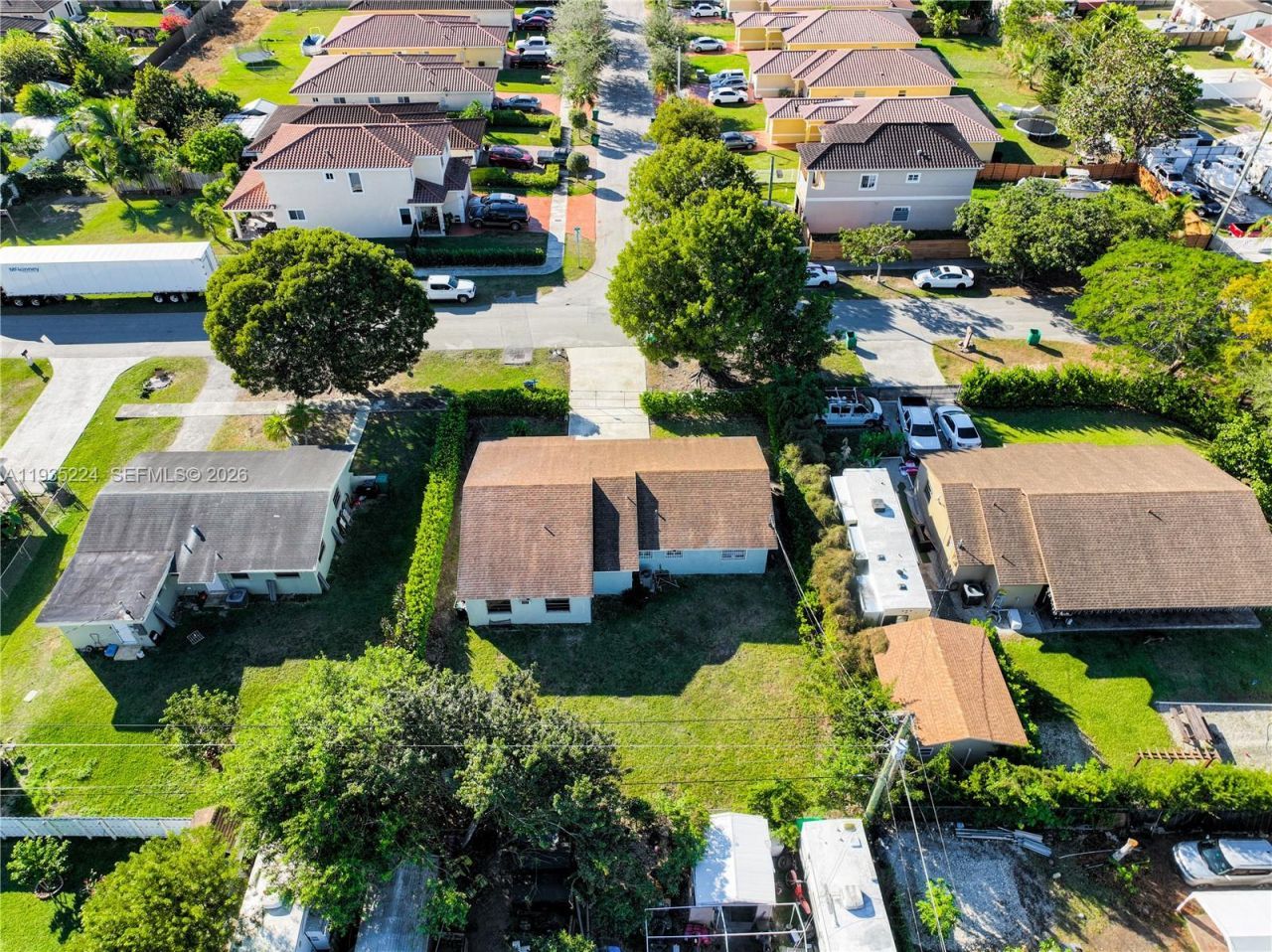 409 SW 8th Ave , Florida City, FL 33034 Photo