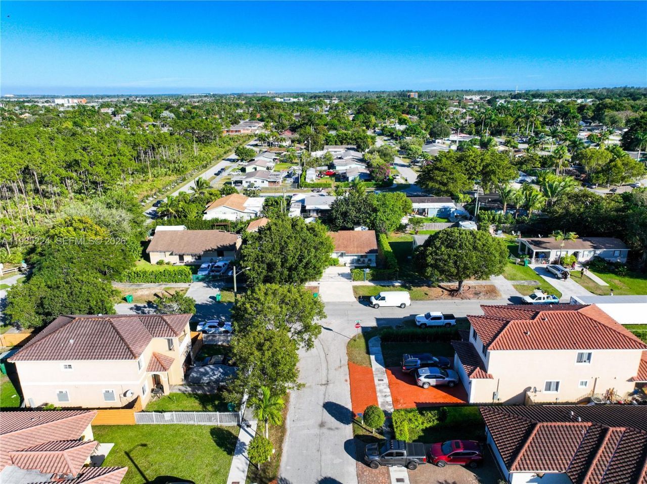 409 SW 8th Ave , Florida City, FL 33034 Photo