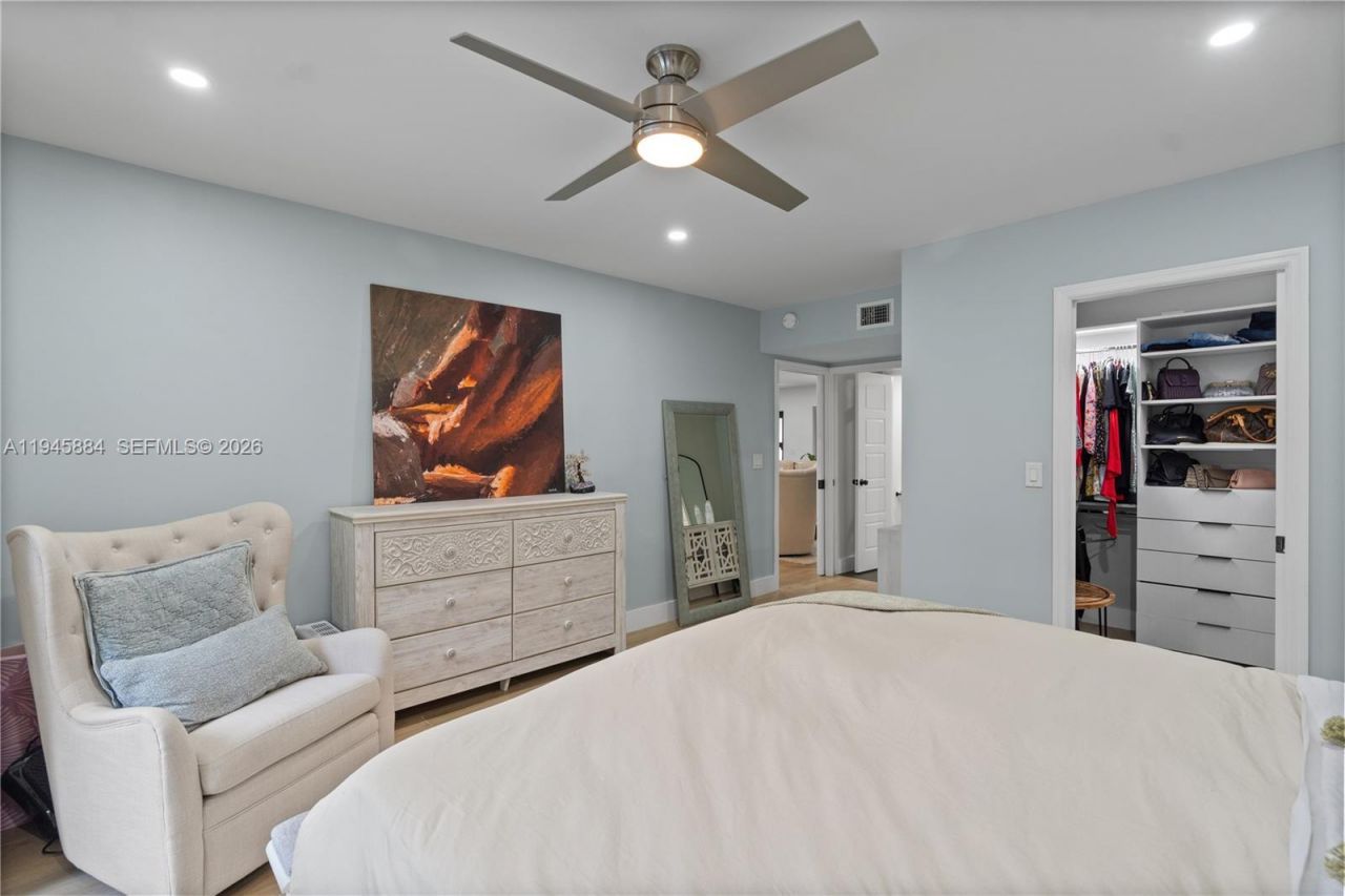 1106 NE 119th St, Biscayne Park, FL 33161 Photo