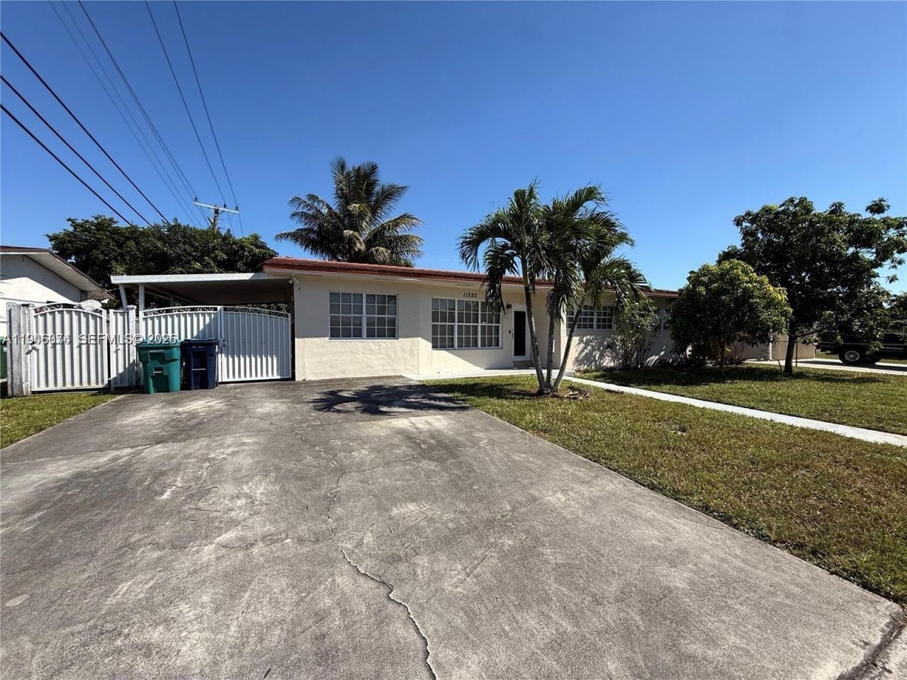 11325 NW 59th Ct, Hialeah, FL 33012 Photo