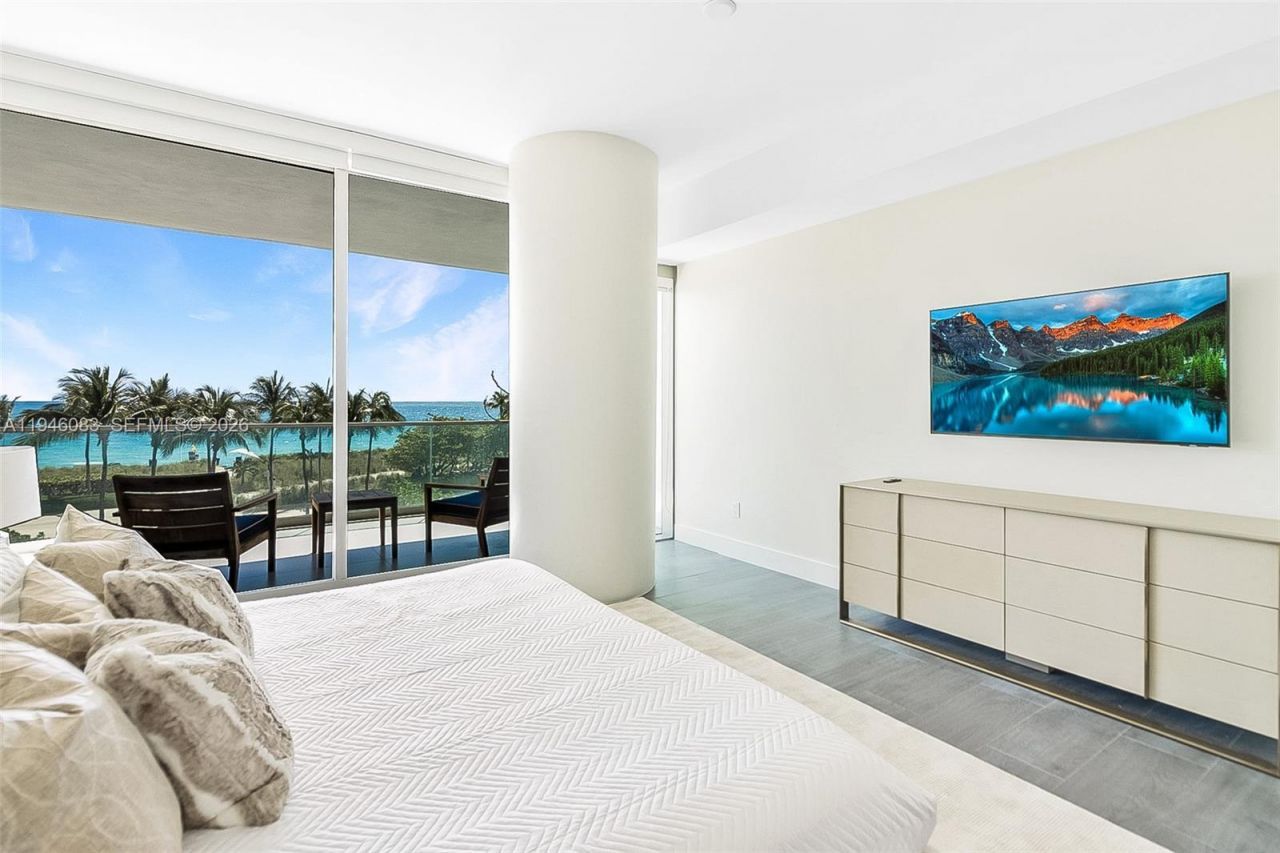 10203 Collins Ave , Unit 302, Bal Harbour, FL 33154 Photo