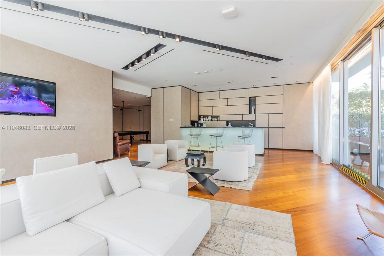 10203 Collins Ave , Unit 302, Bal Harbour, FL 33154 Photo