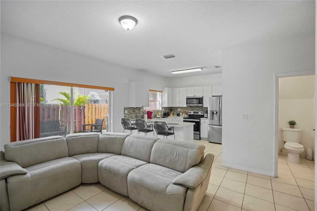 14098 SW 51st Ct , Miramar, FL 33027 Photo