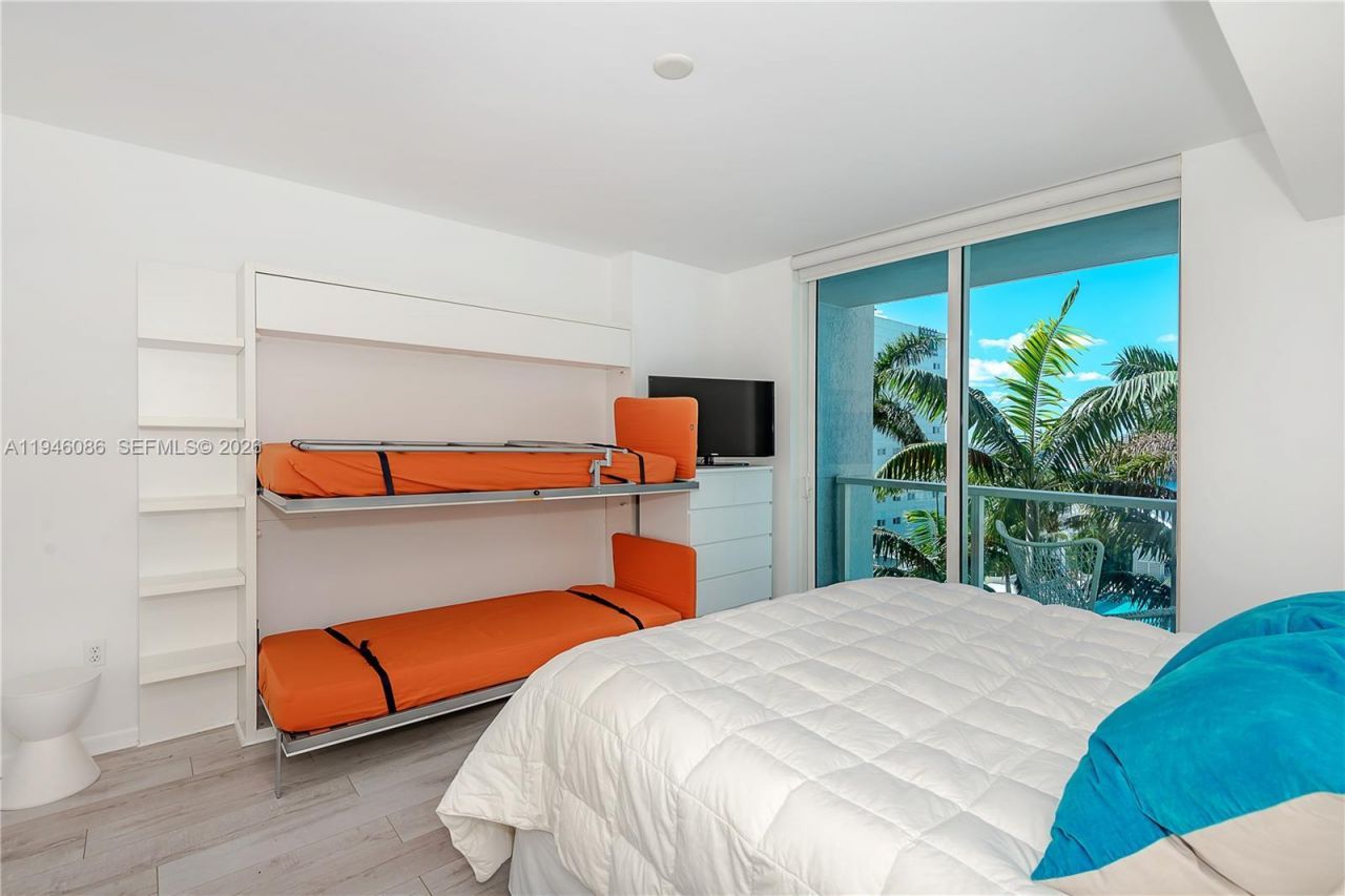 253 NE 2nd St, Unit 907, Miami, FL 33132 Photo