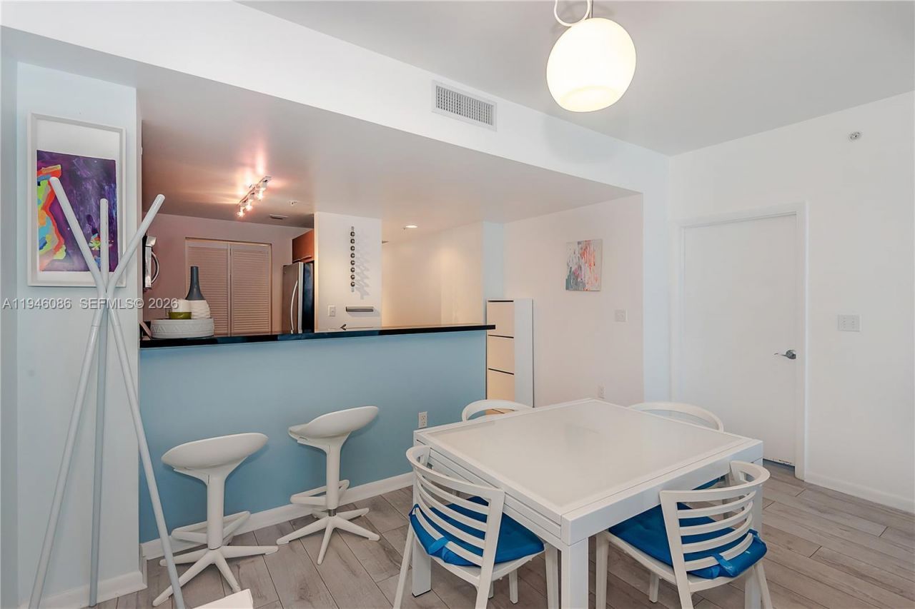 253 NE 2nd St, Unit 907, Miami, FL 33132 Photo