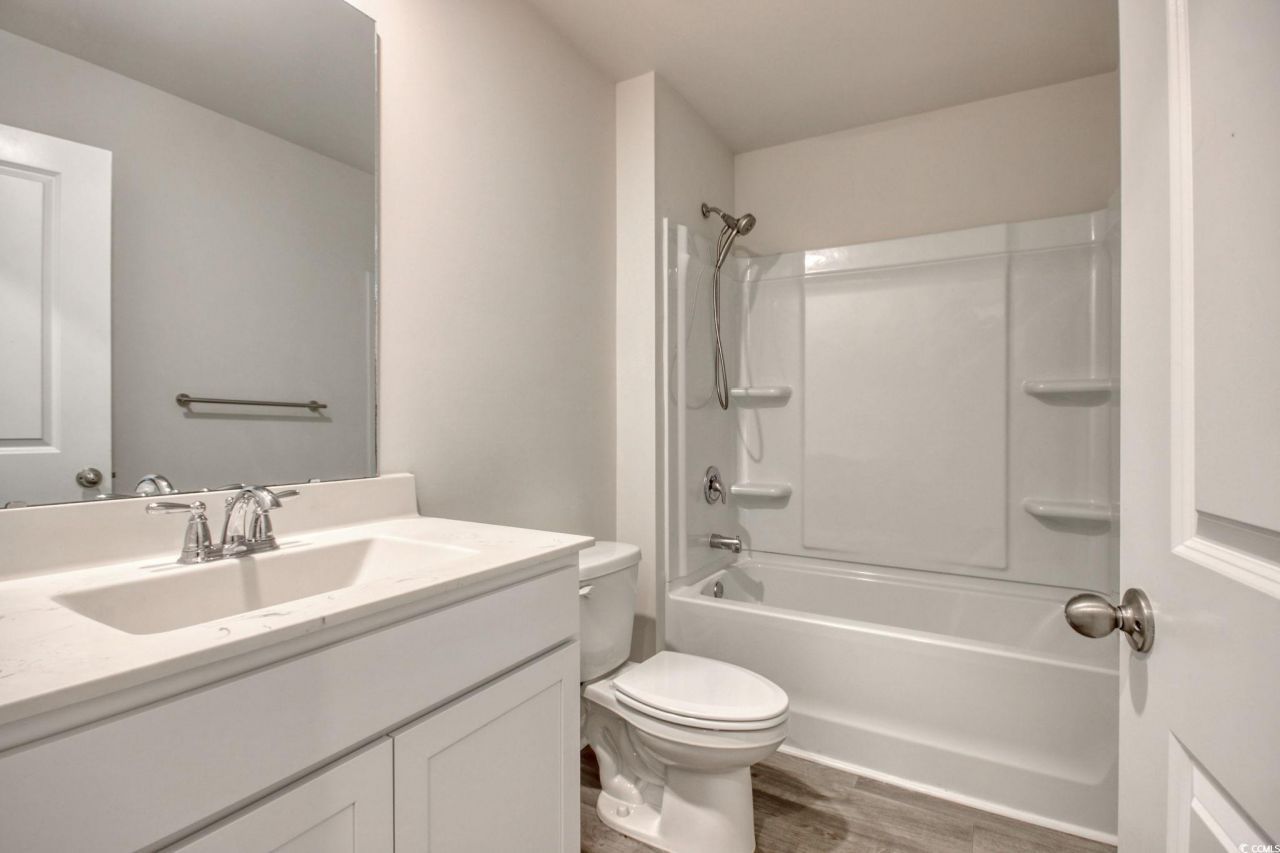 211 Seasons Trace Loop Photo 28