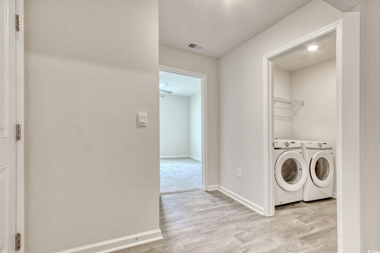 211 Seasons Trace Loop Photo 35