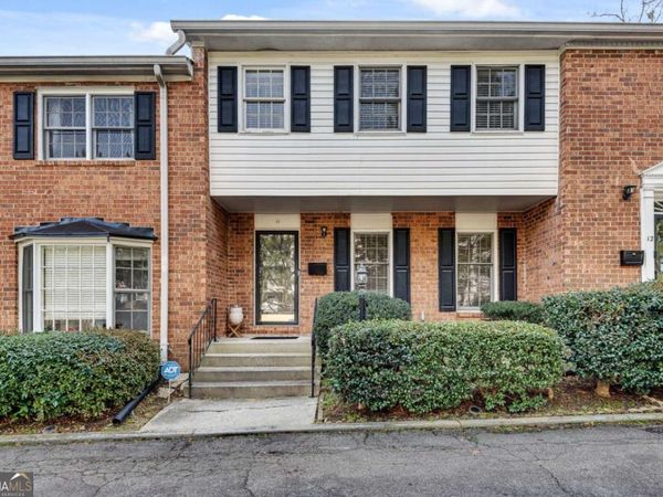 6520 Roswell Road, Unit 11, Atlanta, GA 30328