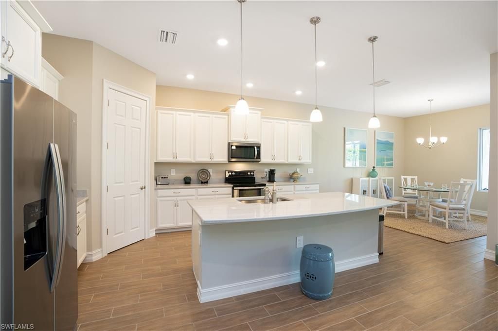14586 Kelson Cir, Naples, FL 34114 Photo