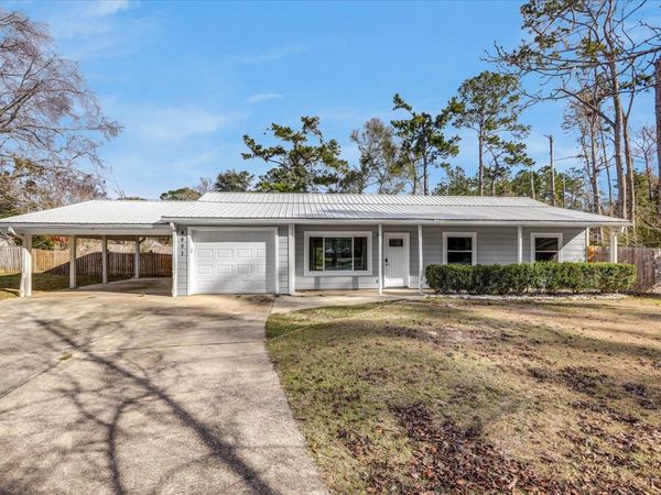 8821 N Pembroke Court, Tallahassee, FL 32311