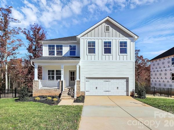3016 Woodlands Creek Drive, Monroe, NC 28110