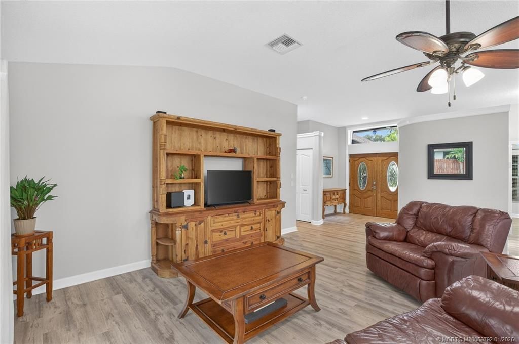 9275 SE Mercury Street, Hobe Sound, FL 33455 Photo