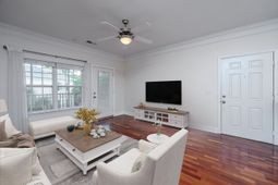 1319 Basildon Road photo 4