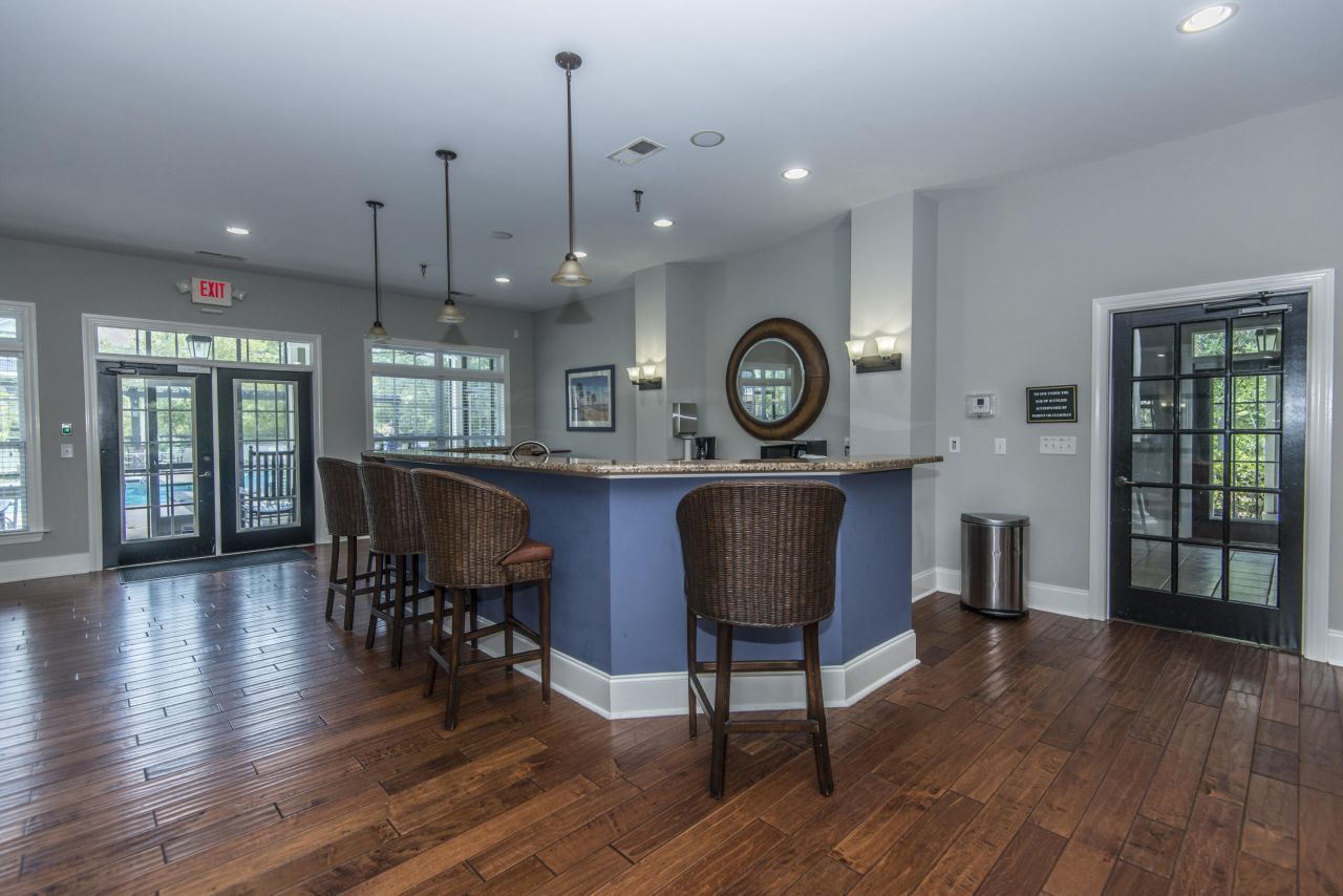 1319 Basildon Road Photo 35