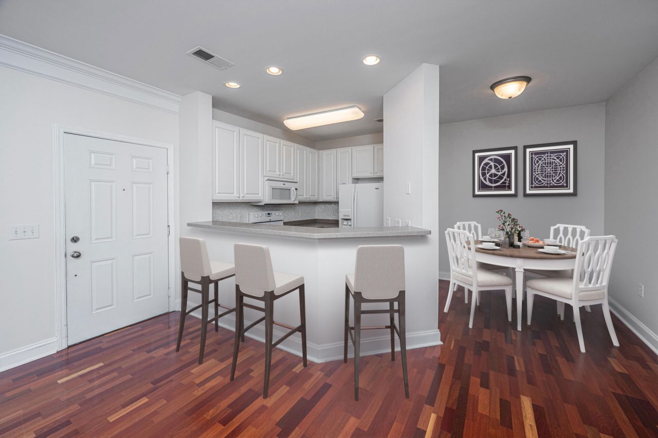 1319 Basildon Road Photo 7