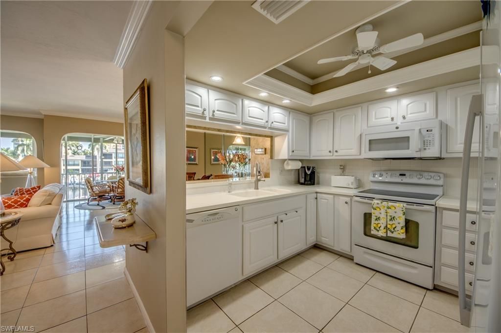 4025 SE 19th Pl, Unit 209, Cape Coral, FL 33904 Photo