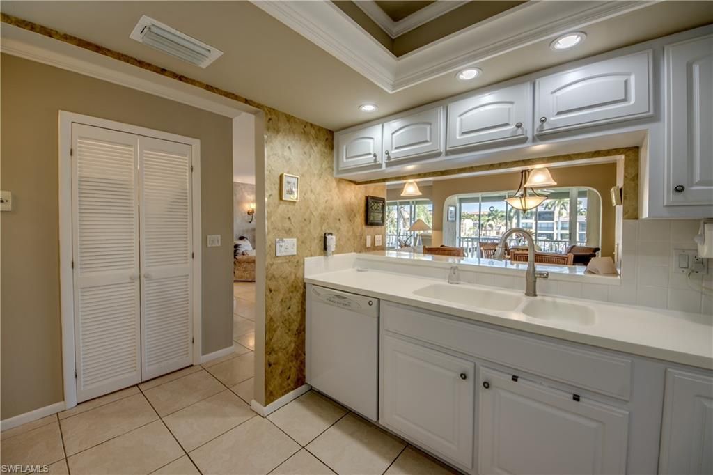 4025 SE 19th Pl, Unit 209, Cape Coral, FL 33904 Photo