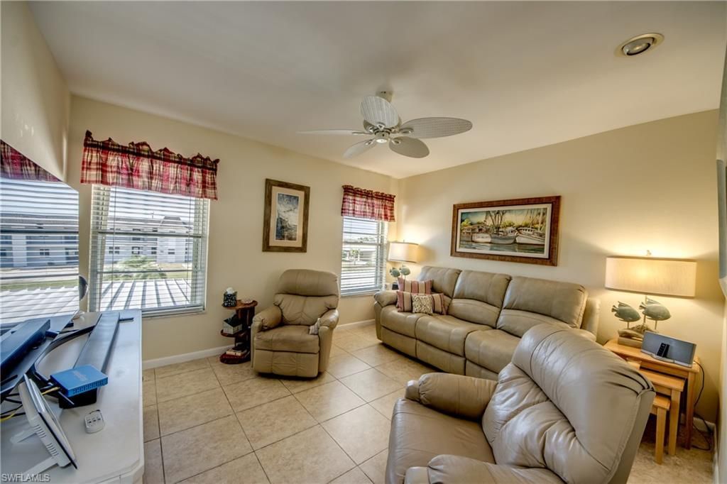 4025 SE 19th Pl, Unit 209, Cape Coral, FL 33904 Photo