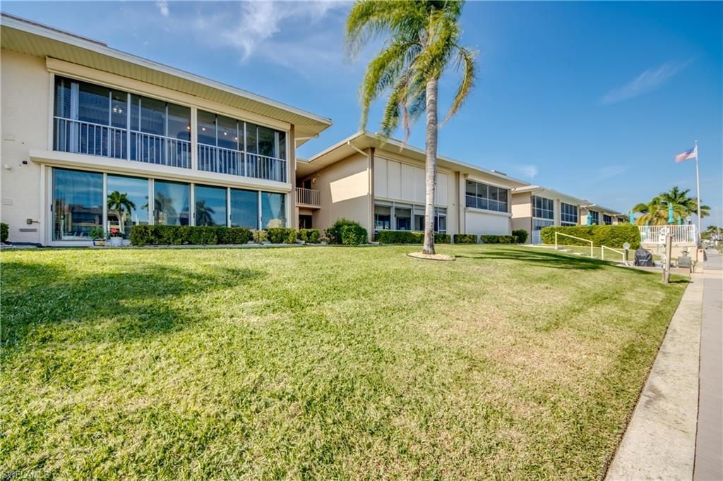 4025 SE 19th Pl, Unit 209, Cape Coral, FL 33904 Photo