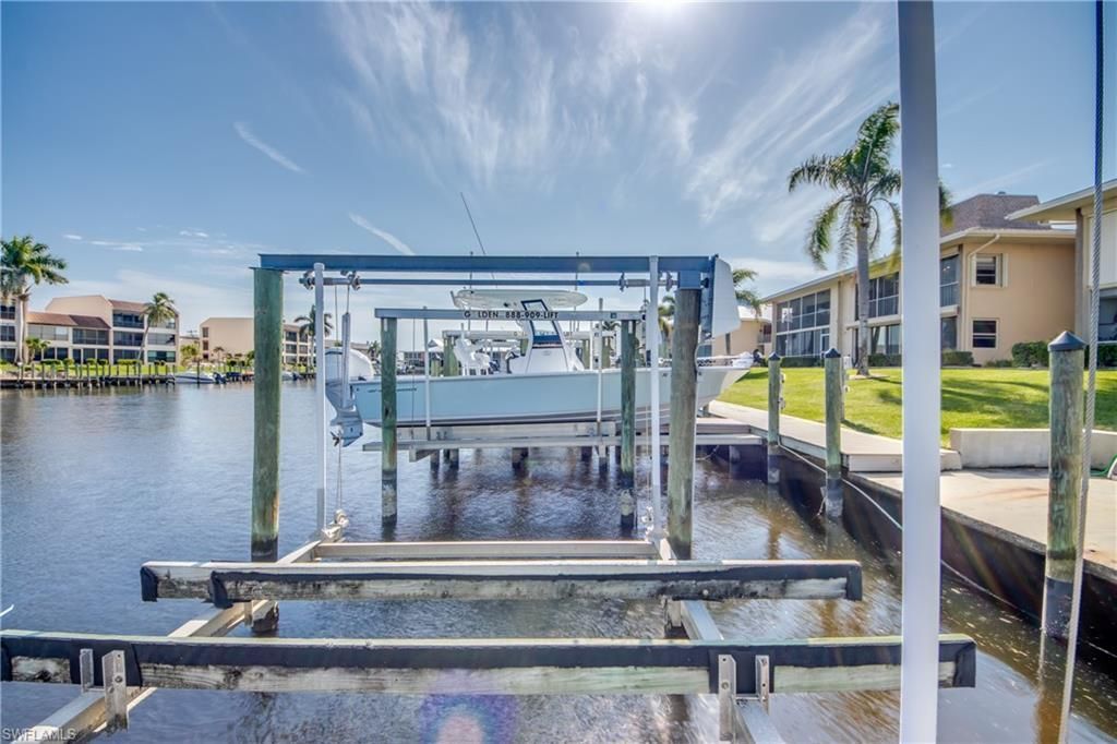 4025 SE 19th Pl, Unit 209, Cape Coral, FL 33904 Photo