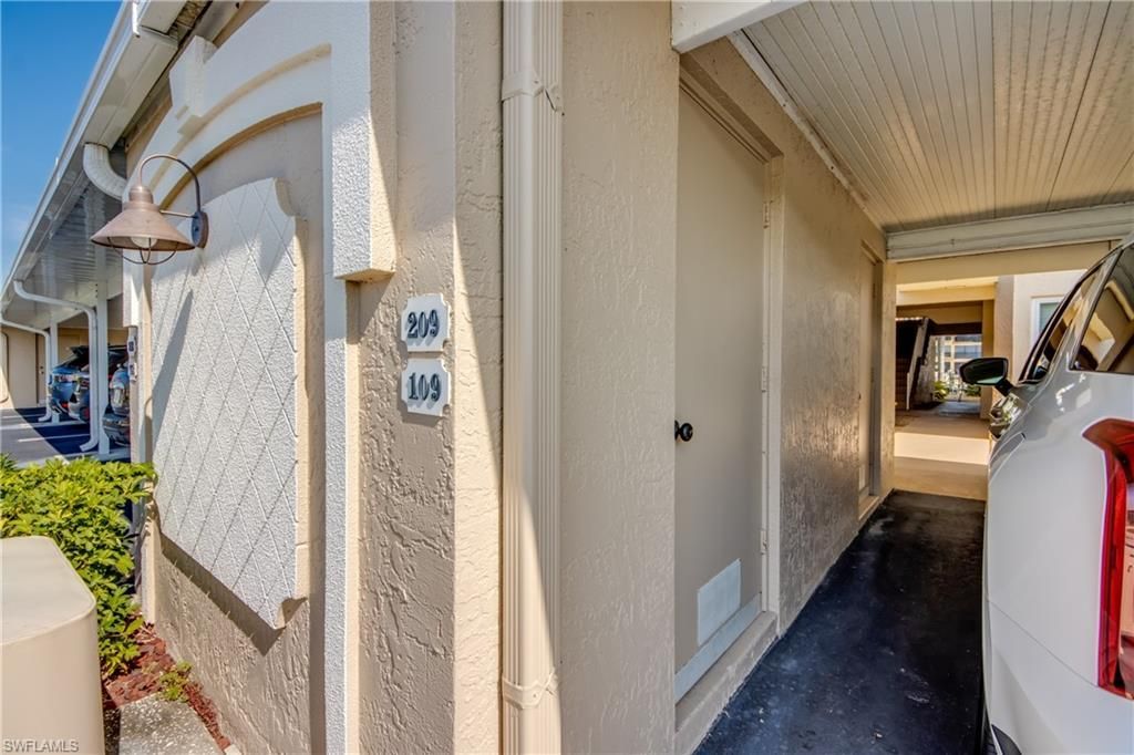 4025 SE 19th Pl, Unit 209, Cape Coral, FL 33904 Photo