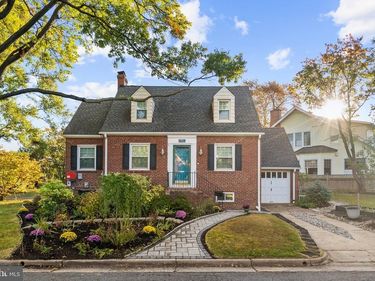 715 W VIEW TERRACE, ALEXANDRIA, VA 22301