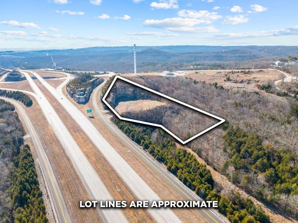 6041 N Us Highway 65, Walnut Shade, MO 65771