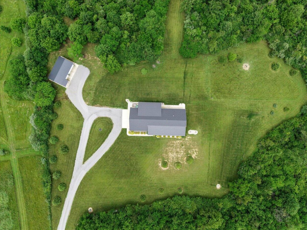 3380 S T-129, Zanesfield, OH 43360 Main Photo