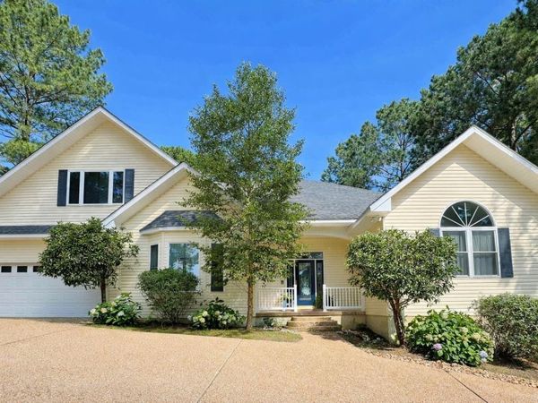 36 Manzanares Drive, Hot Springs Village, AR 71909